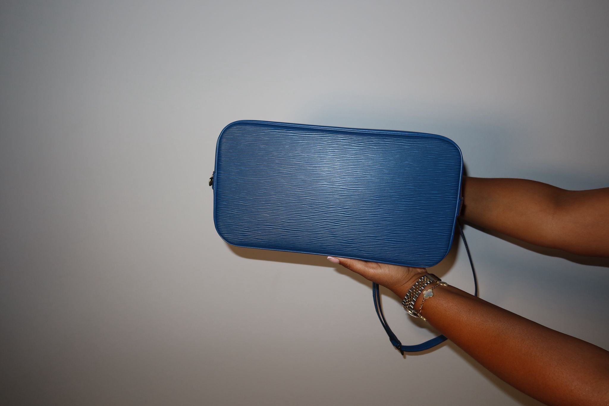 Louis Vuitton Alma PM in Blue Epi Leather